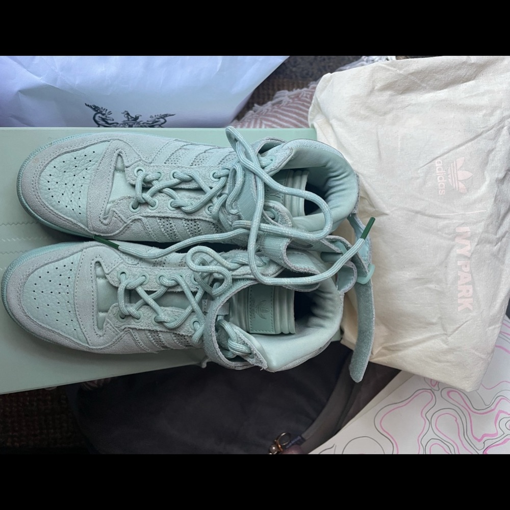 SOLD! Sold out collection Ivy Park Hightops
